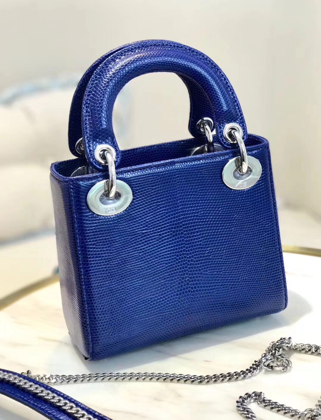 z1063553320432_dafc6dfac5deee45ef047218fd777d84