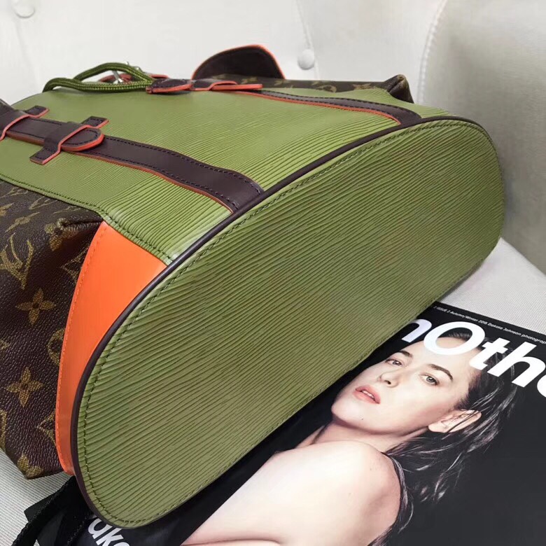 z1068532873138_81a6b63d35311f23c34153346c4f2fba