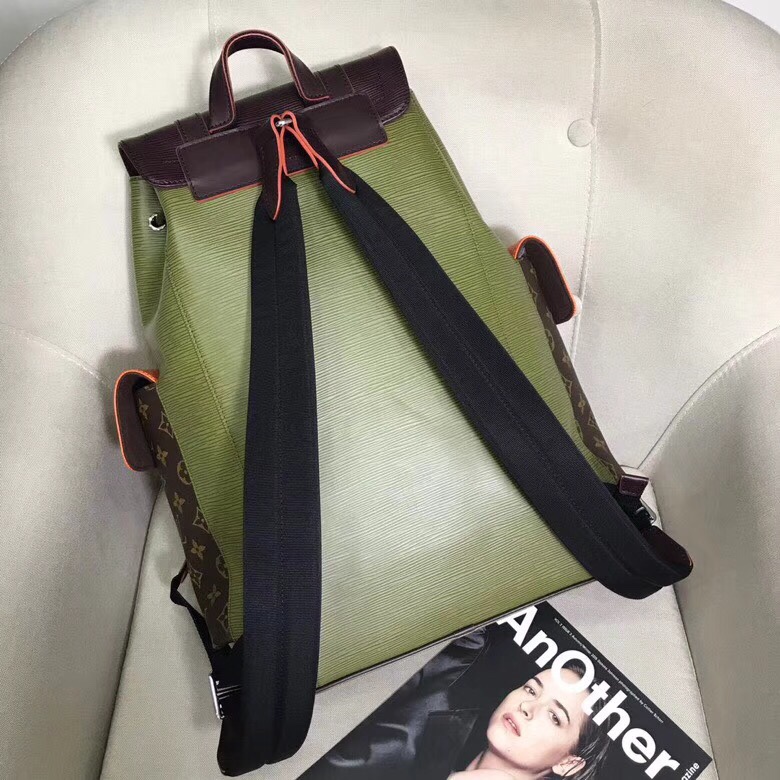 z1068532878424_785165d5de2424d14e9e5ac06ebe3b8c