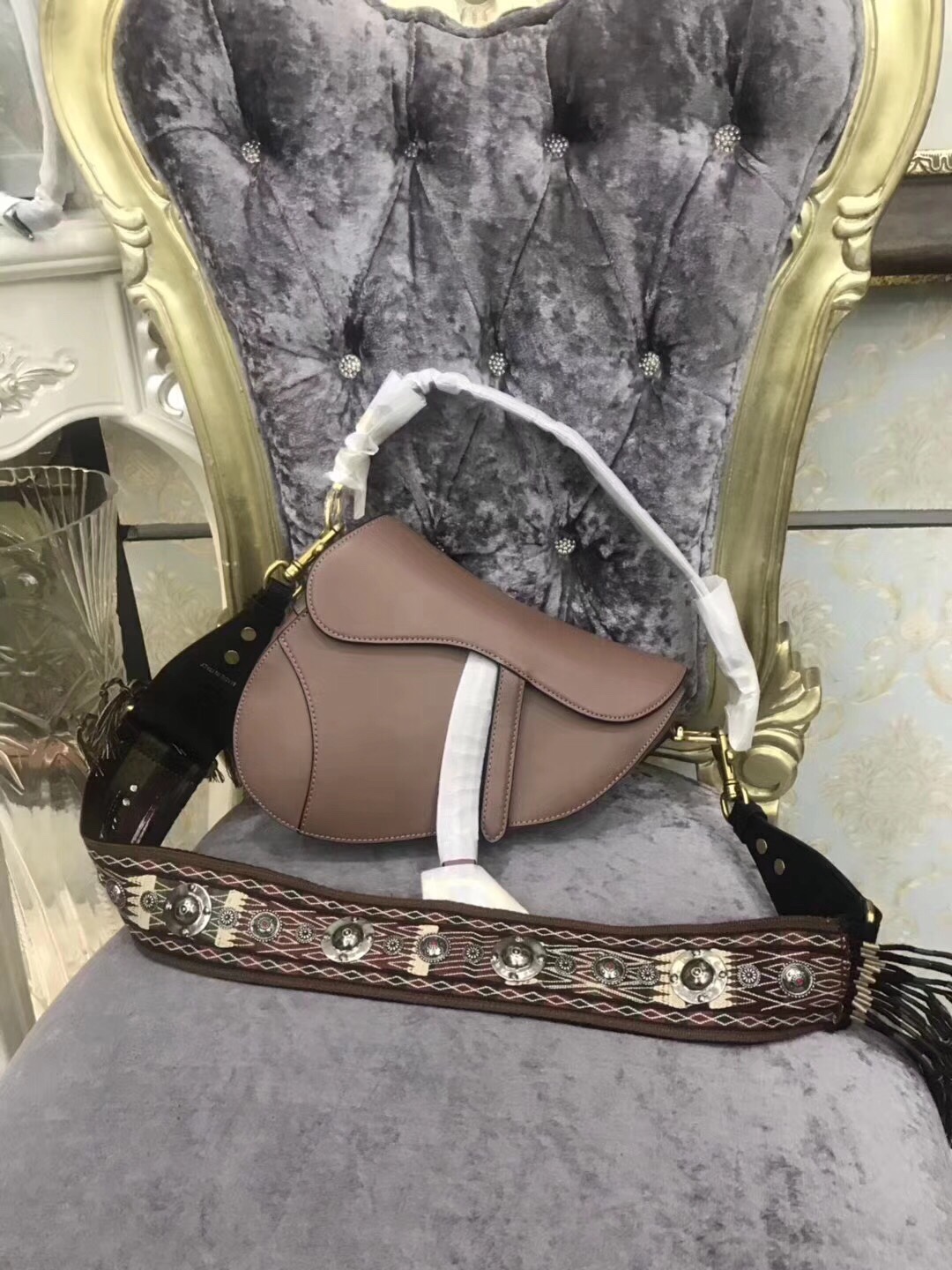 z1088195997995_939b35450852378ad59095c2232b8848