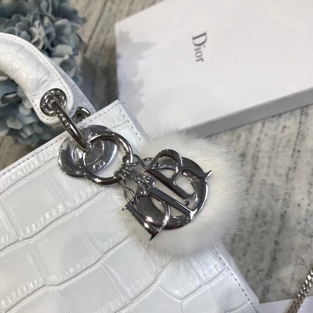 z1090355355351_0c21155305e52a15d76973ed6f610cd6