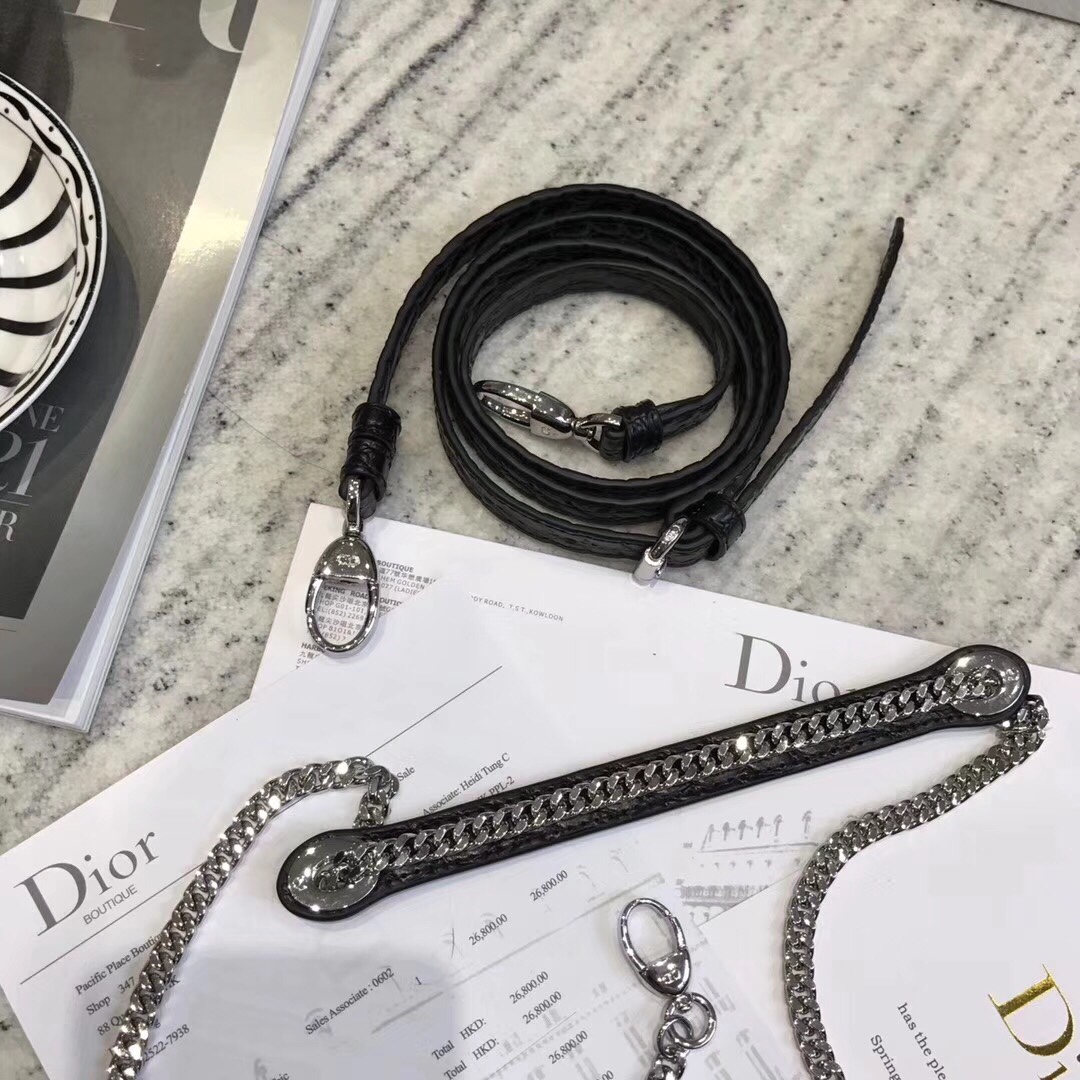 z1090353822449_49592926224cae3d35c8e90fc5b4a011