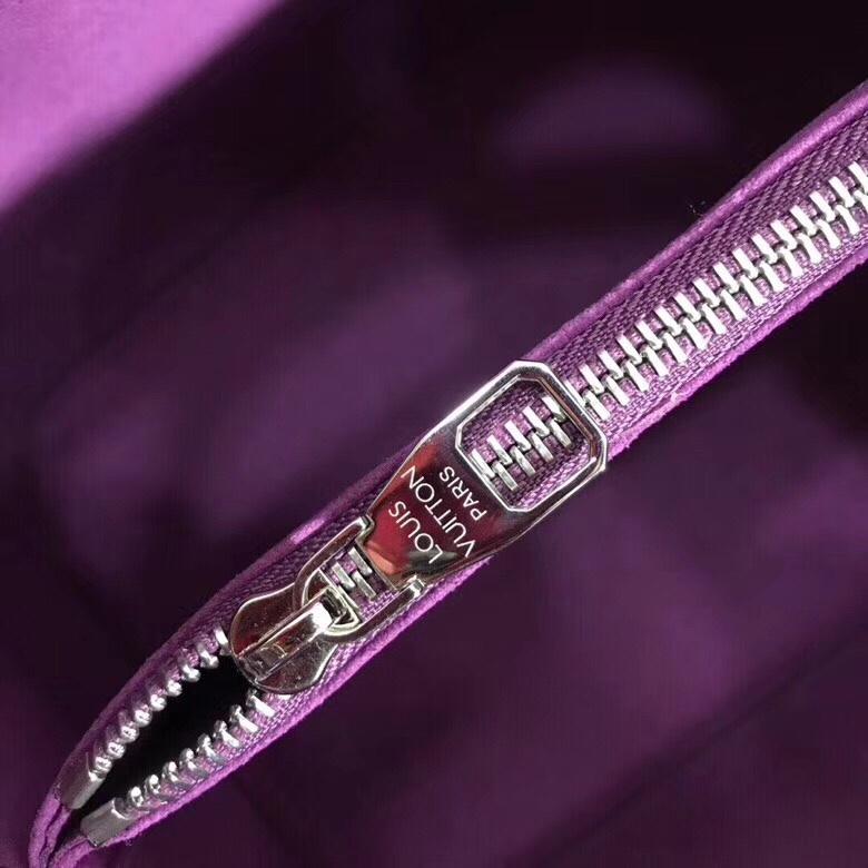 z1096385562523_e00d9bd0ffcc8afad689179836cd9cf7