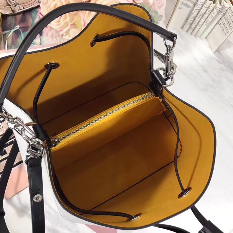 z1096385573115_188719efcd2b01463717eaefe309caf7