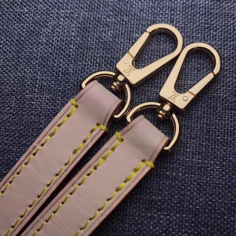 z1096385580750_432444c5e7f6c5d841c7af4d46b143b5