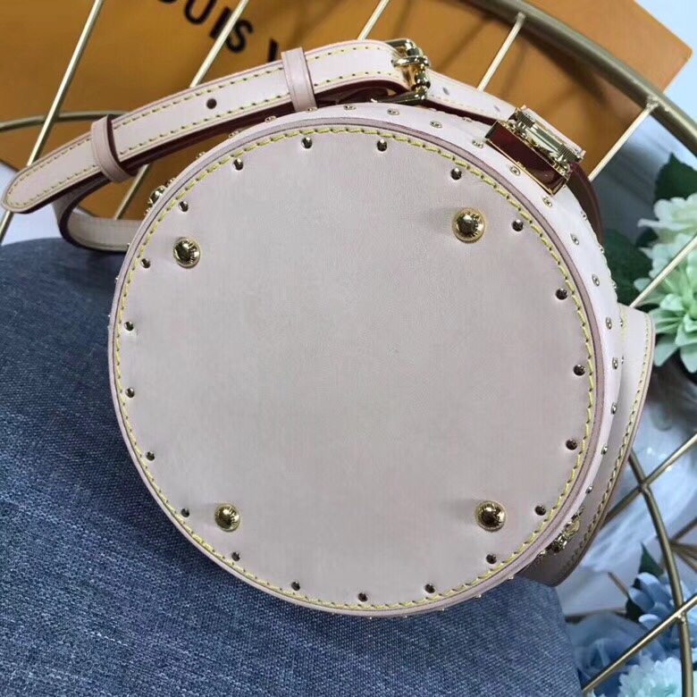 z1096385581985_bae580a10b9654ec045c25cbede90144