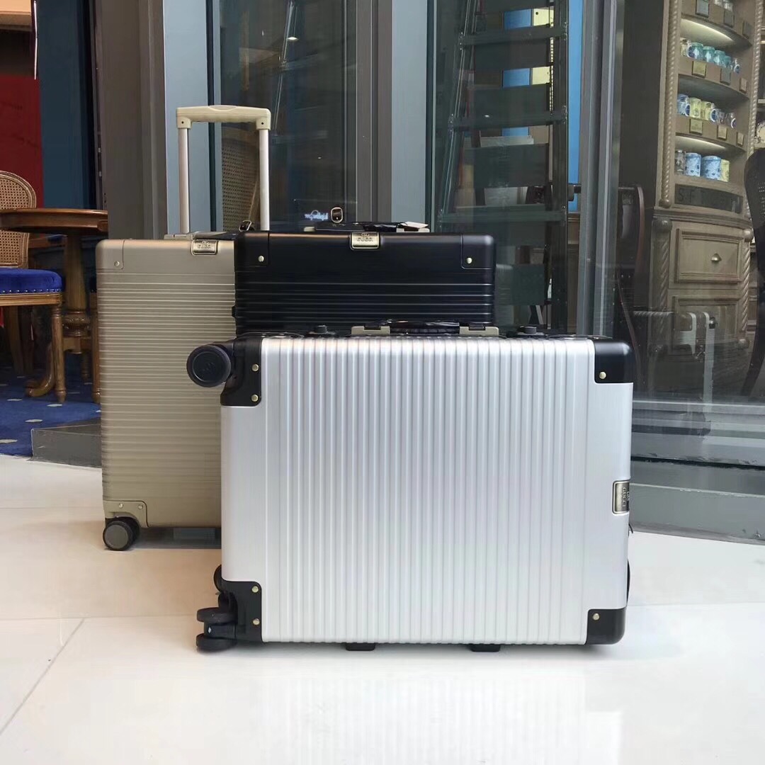 z1096386482719_16c9ae6b5f1ea5fec650990e70f384f1