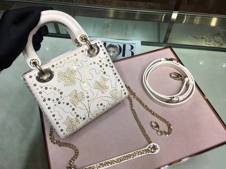 z1103285580471_aed3056e076601f58cd8b2592d48ed8a