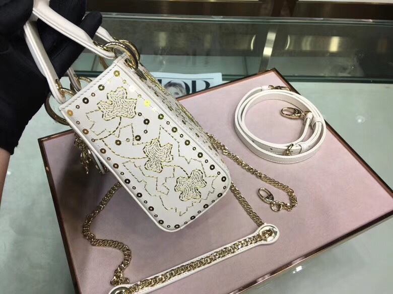 z1103285595067_8b69ccd0e148029ca07c921b2774fc3d