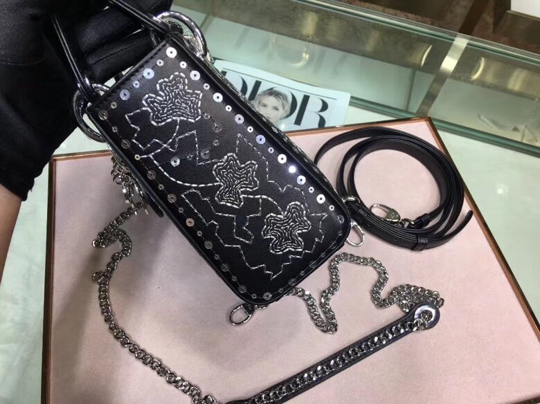 z1103285591283_bd4ca3063b35d258fc295e344fadfdd0