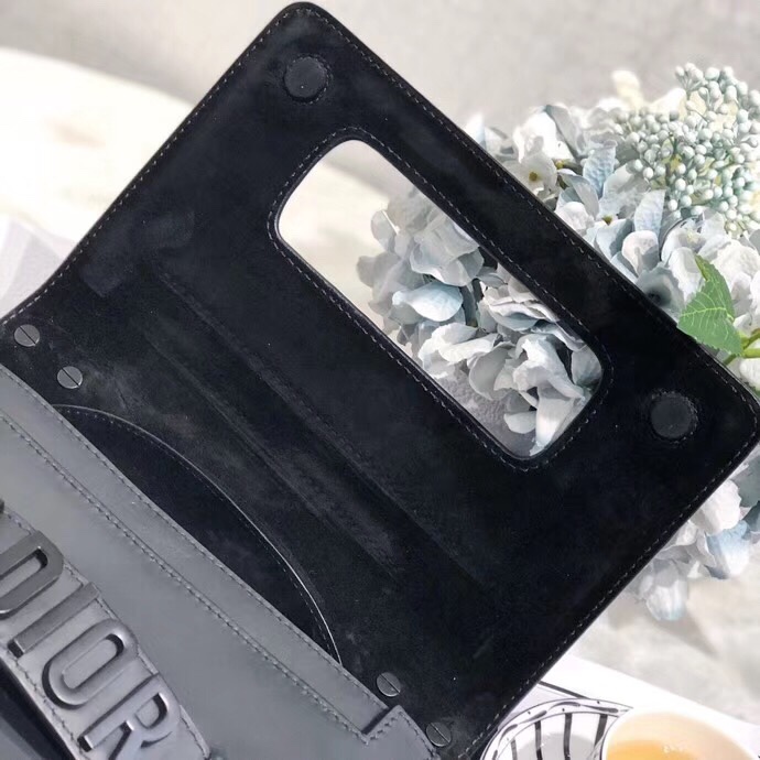 z1103286547447_6a894b0318e546498d312df0d3a1358d