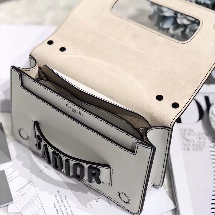 z1103286555179_89bc65e0e2575218f18caedb3084af64