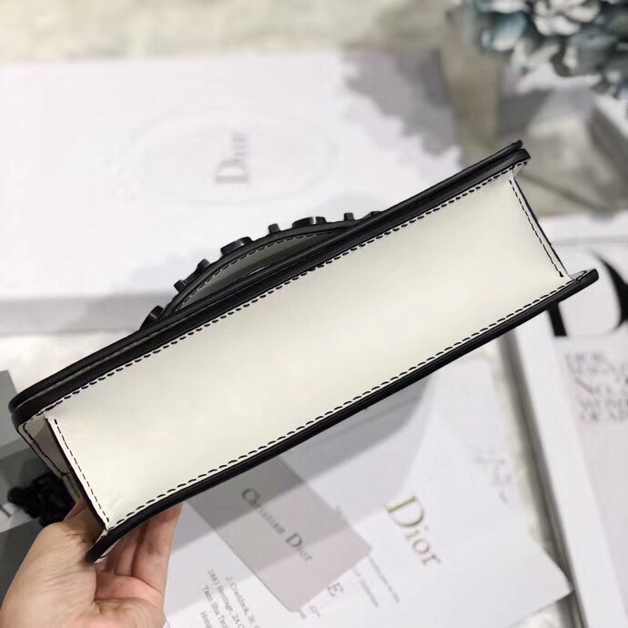 z1103286556724_13f819faf5b4e57358556b5a53f72b71