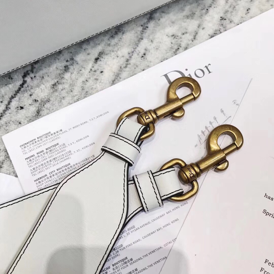 z1109454116069_5beaad6bab48a5870dfefe857a852ddd