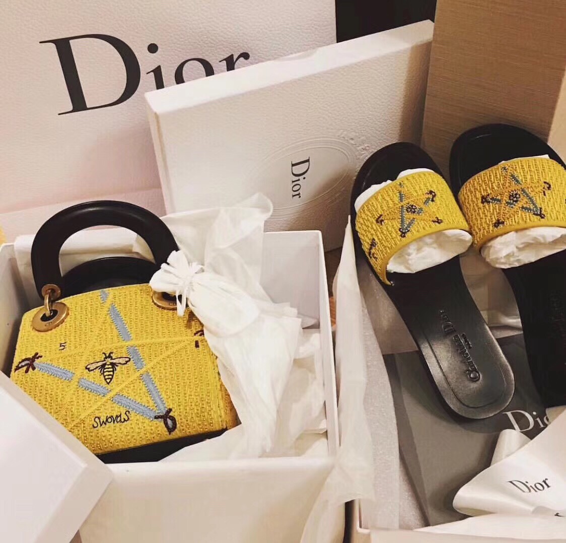 z1109454466896_41a7ff16e41463c949ff92892870fac8