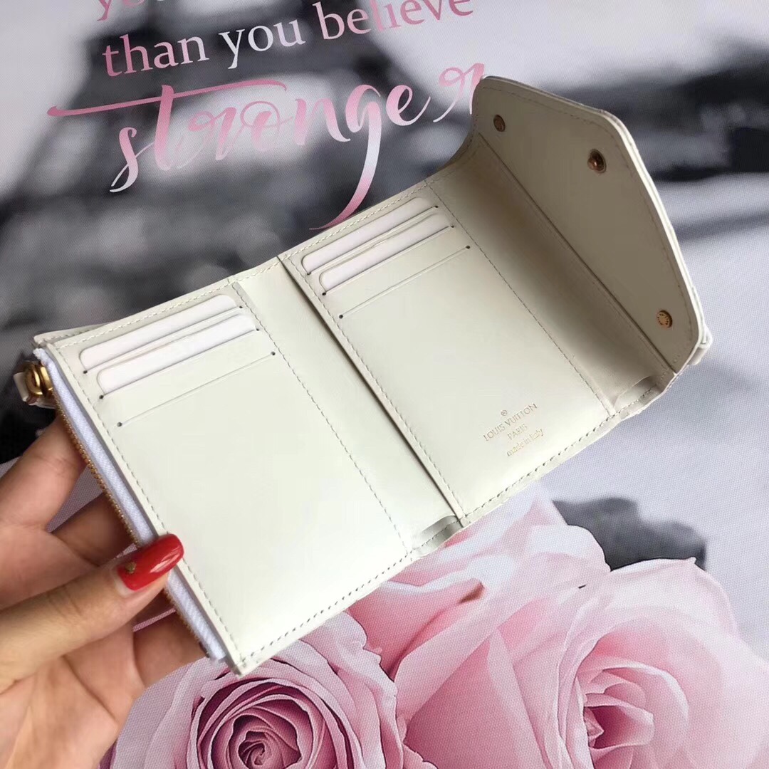 z1110518336757_fd845cca7f00519e9f4c9d227368f9a0