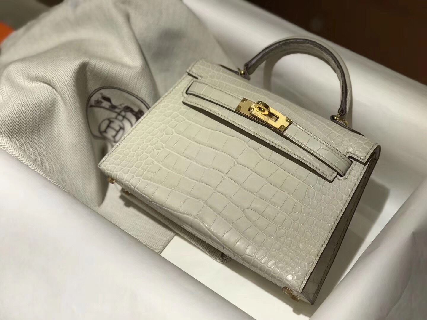 z1114844732733_9b10ef04733e4314ac1e2519406ba682