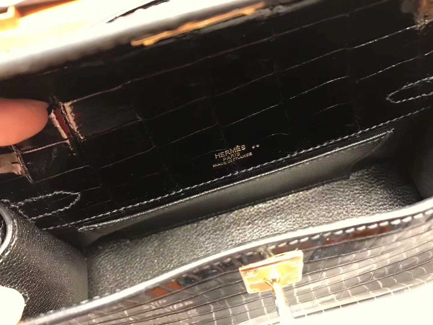 z1114845018060_b3bfda166efe34aa22b8c14e574a82f1