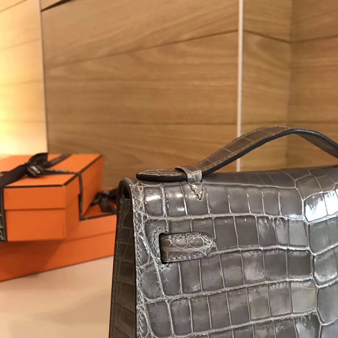 z1114844997876_b205cb279a23dff41b98c266e8d70c04