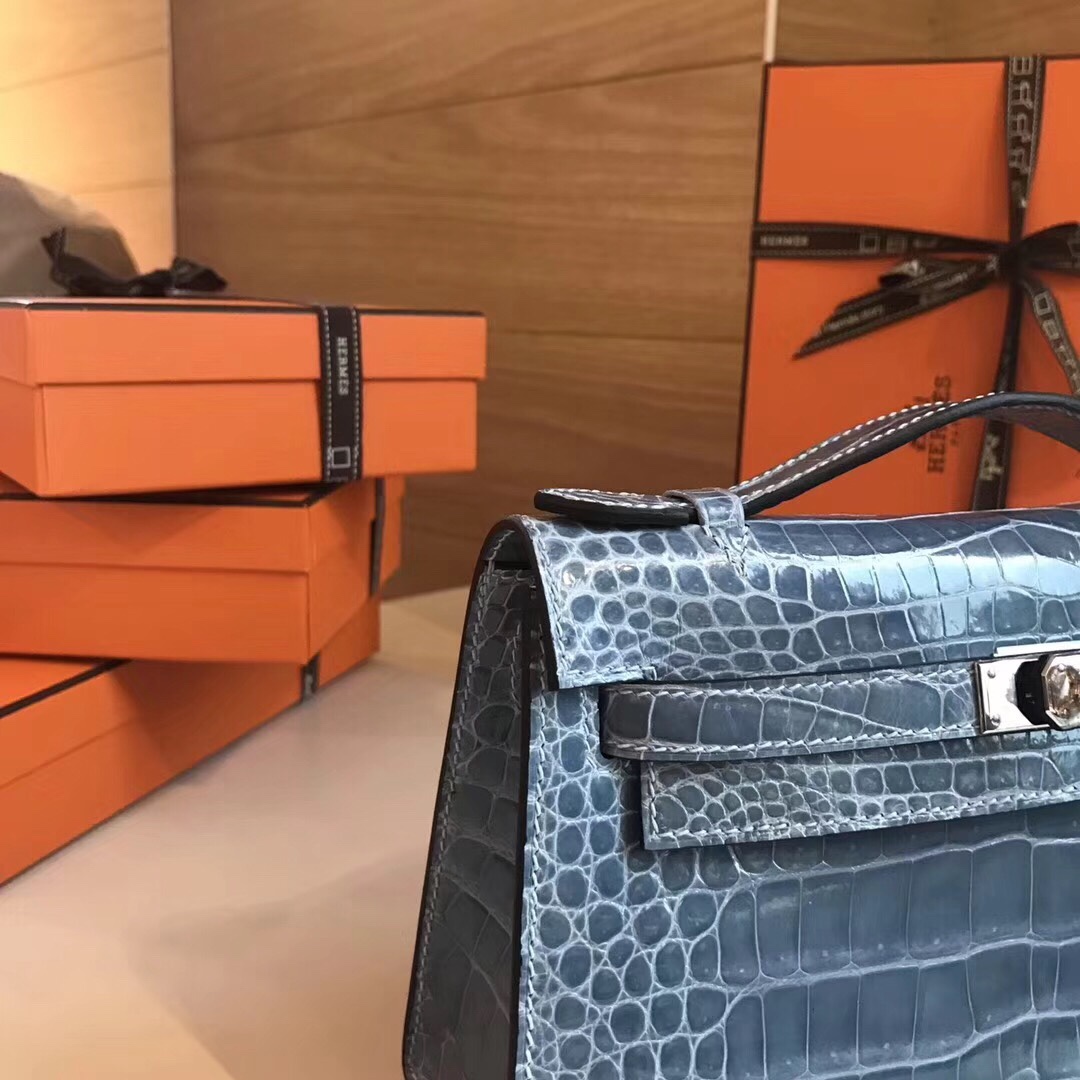 z1114845357917_9b196607c1e4d67c04c02ffa7e713423