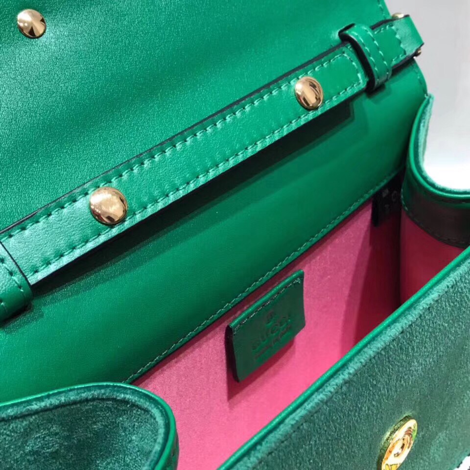 z1113853846244_22a2e93f457e9d117b5c281b26e66e4c