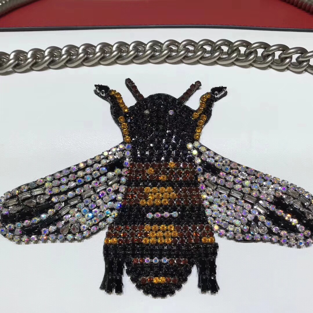 z965843110672_f3d86297af1cdaf2addba667d82c575f