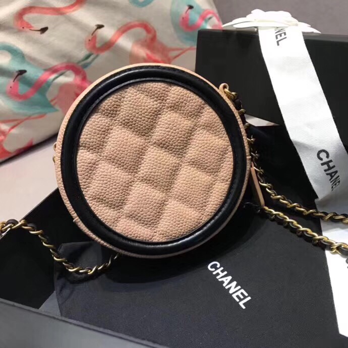 z1134337313250_34e767feb7382f071f3541c534b3354b