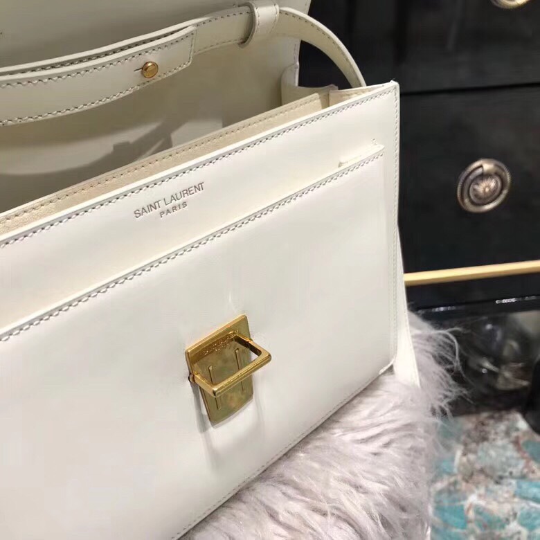 z1141329349074_70a815b13a174cbfc594bf1d58093fed