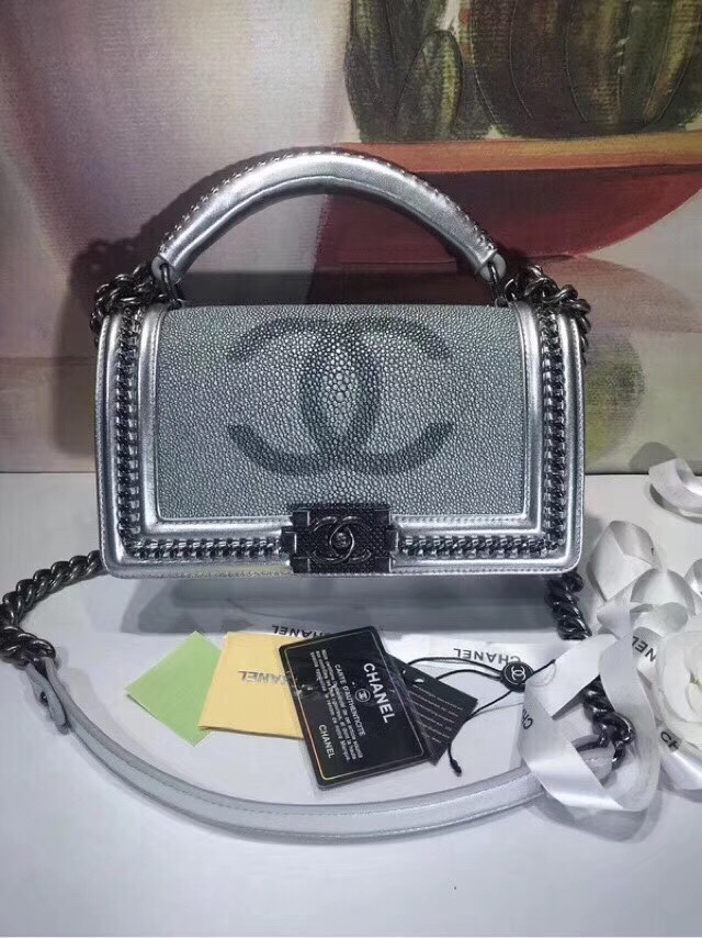 z1144191058157_543e4c2558adb205a5cf0b1ef6f6dc07