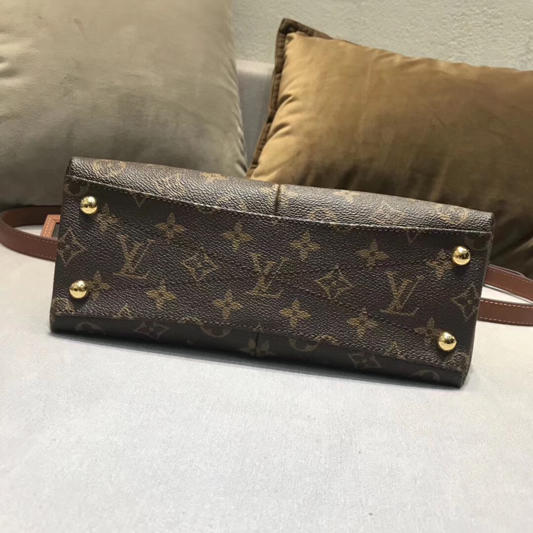 z1144190690376_6fe48f0967be7709173f4799fb6fd93f