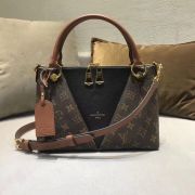 Túi xách Louis Vuitton V Tote siêu cấp VIP - TXLV293