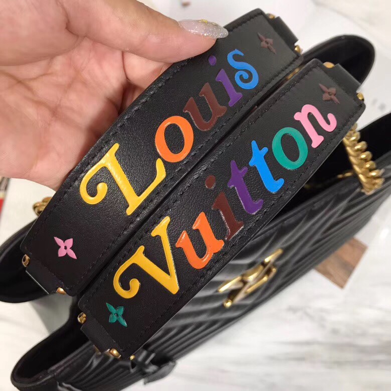 z1148593916101_ff5df848b592bce11eefd7421fe8d81b