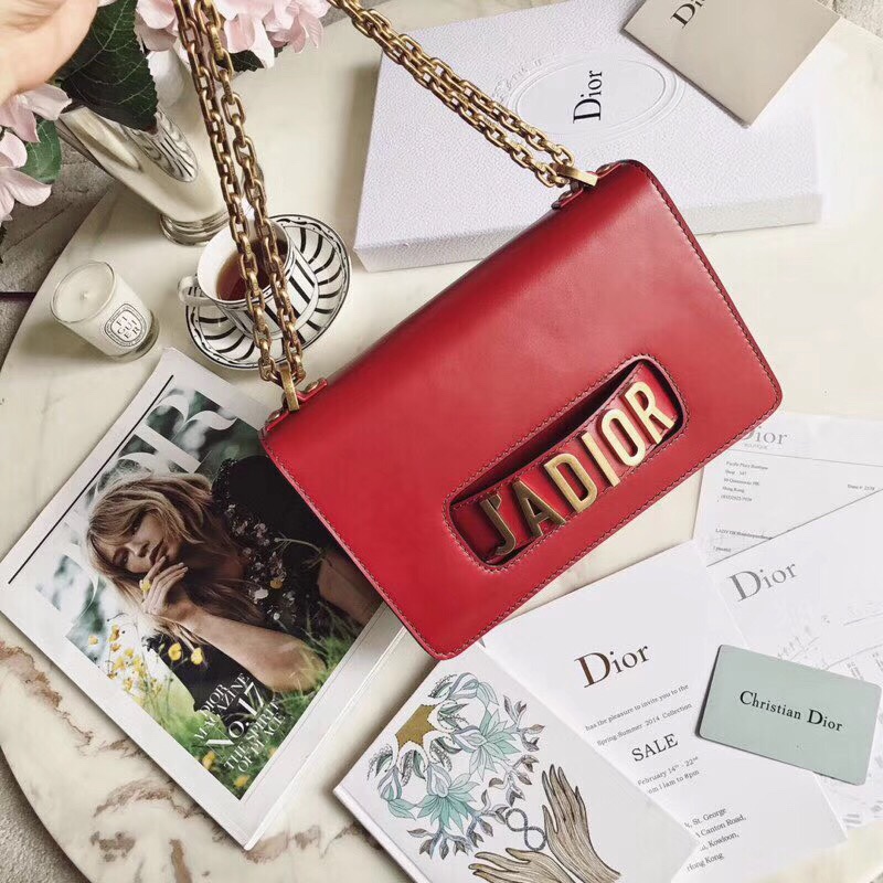 z1151652292585_ee15c503380e282210a28c13647fe3bc