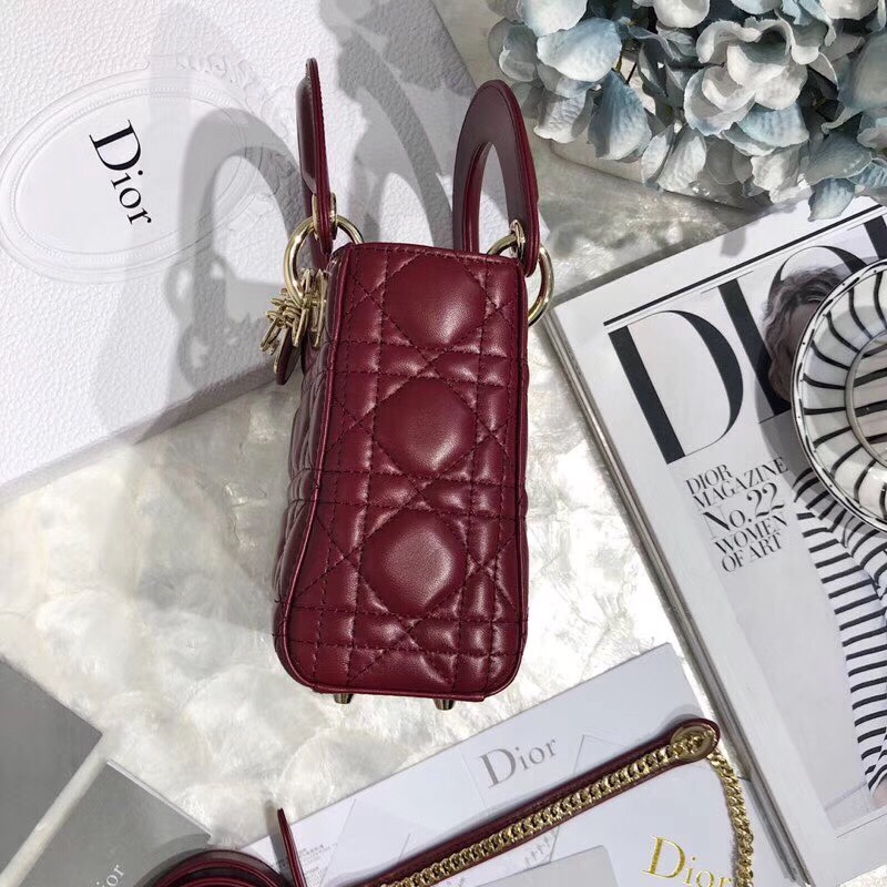 z1151652282419_59cc71d61f9d3ade49f9fd54076980e2