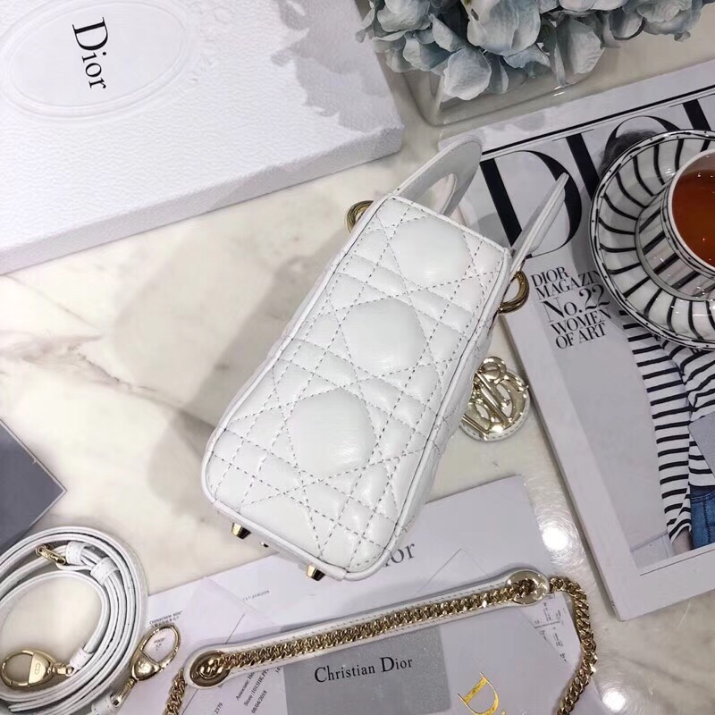 z1151652234881_cd3f420b405f13f51aa96776f52f0771