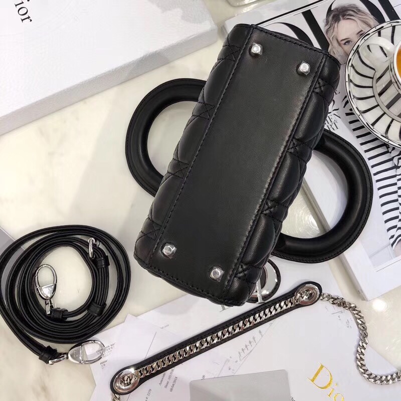 z1151651696911_5dfe4c54db06ca255ac12b41d5a6274e