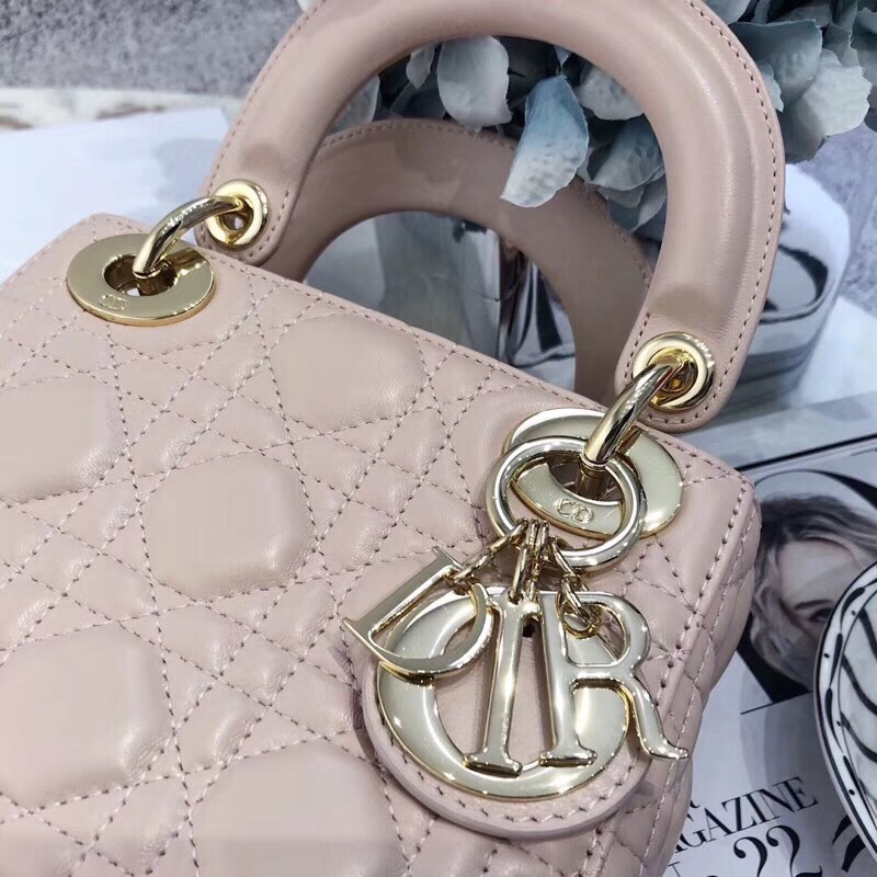 z1151650900083_a113535104ba803c77cd9380b648f5f8