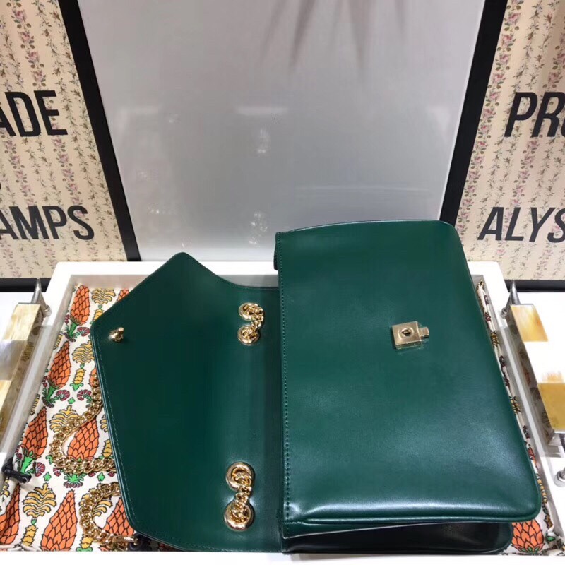 z1158912081204_03d5ee9f78e4e620d5f9ba3f18e5cf2d