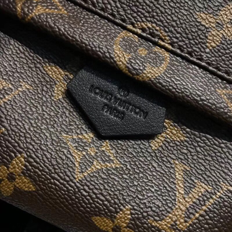 z1184442038106_570c66c8aa7924249088105ae21fc97d