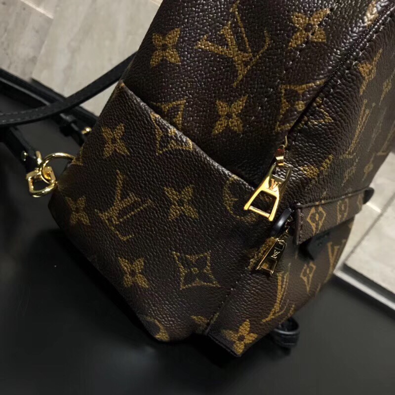 z1184442041380_efa1ee553fe7658e0a7932b3390a95f9