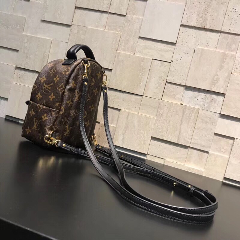 z1184442044004_99b9a102ca99852f129c69243a01b2f1