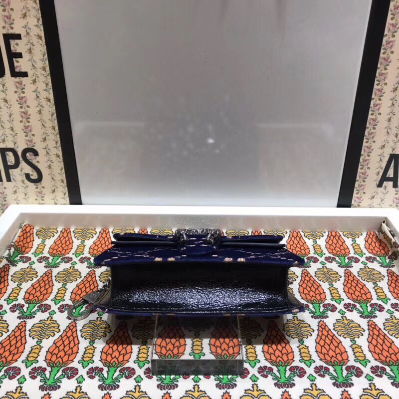 z1219550448781_cb4e909b553832dba91808e23f972a67