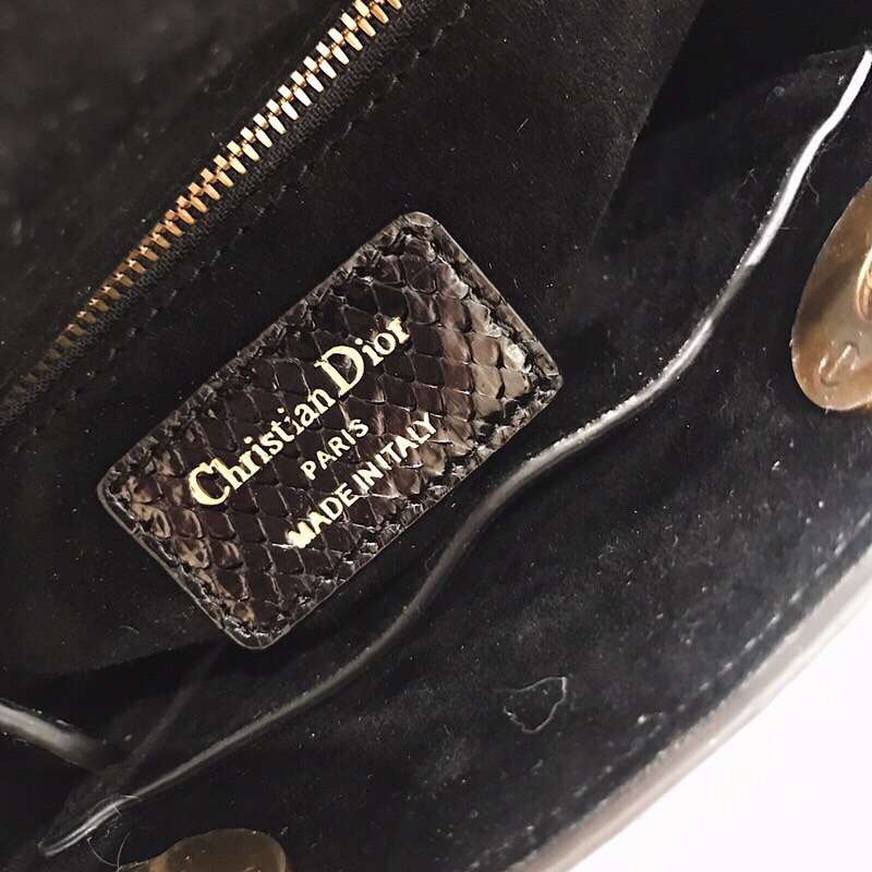 z1222088586602_89ac9fc2065379f5fc2106857f7502d0