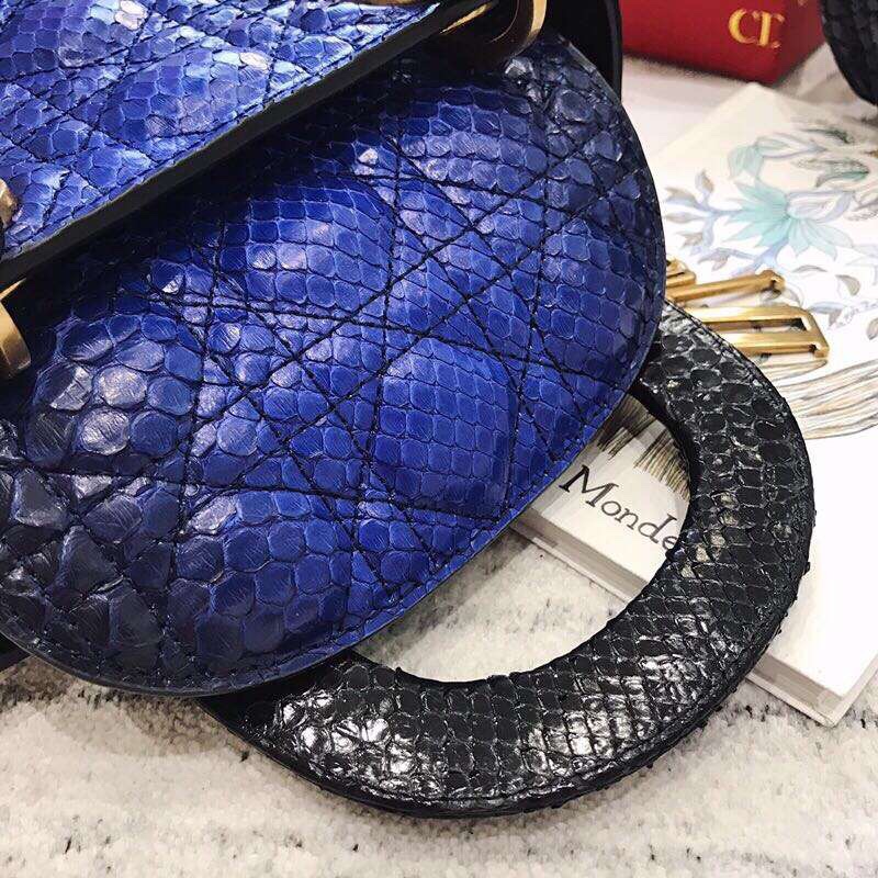 z1222088590530_77d250e0dbddfa43f924e68ed7b58aac