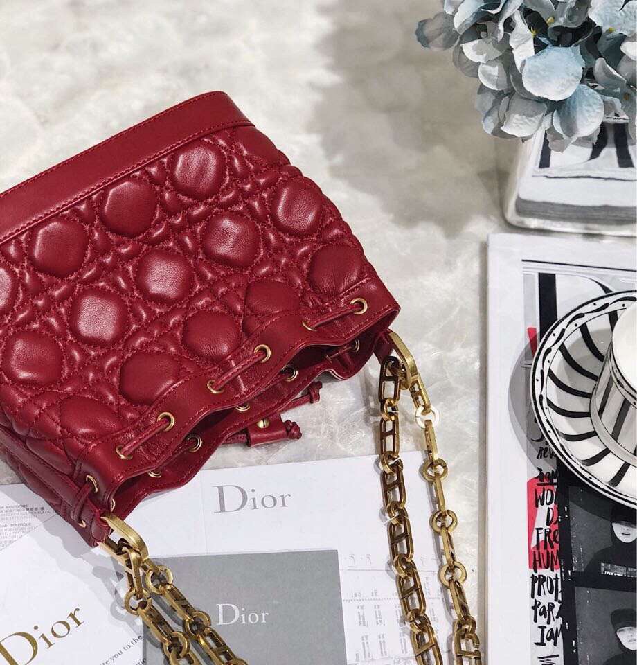 z1222088571506_0cbba2e18cdce31220caae5671005dcb