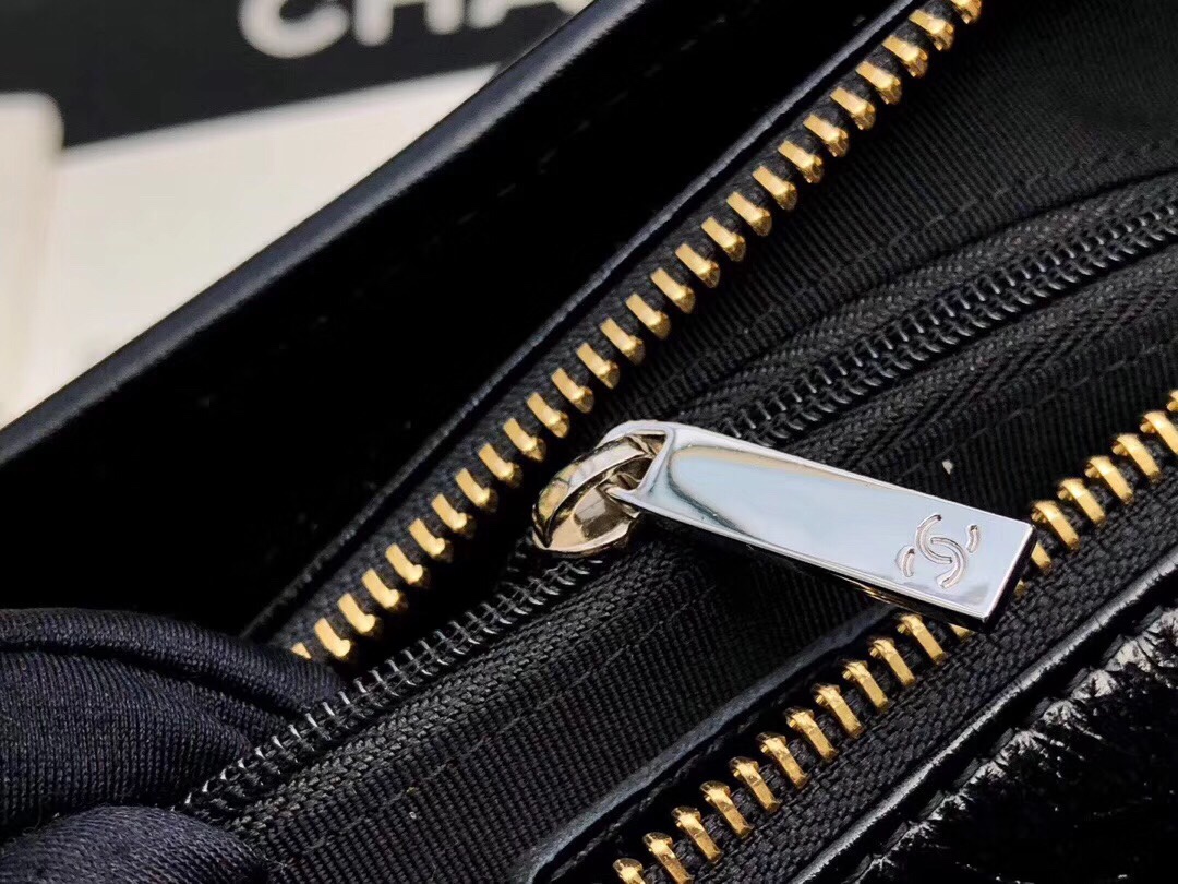 z1215105701707_df6e43d1fb344676a17b169c47ea9737