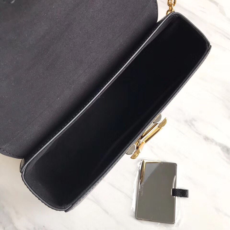 z1243770110773_f44e99247b0ca3d10cf45b7fb832972d