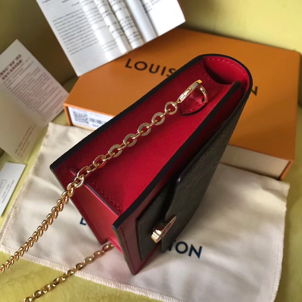 z1243770098619_b1f7584195387a4e87d1fd05b103e191