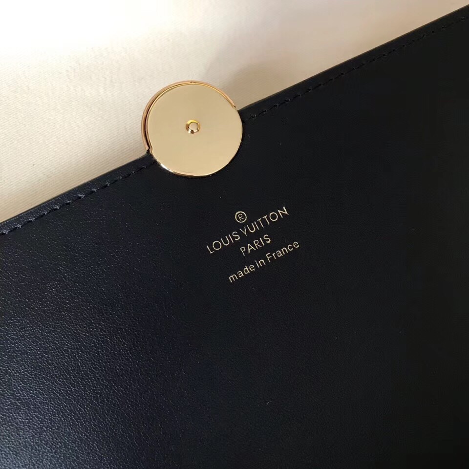 z1243770075066_69636f5e24cf22d297c943fa624fc360