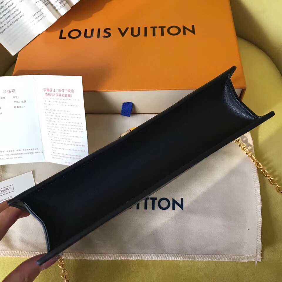 z1243770080173_e546edc86399133f5787b2611500e4d4